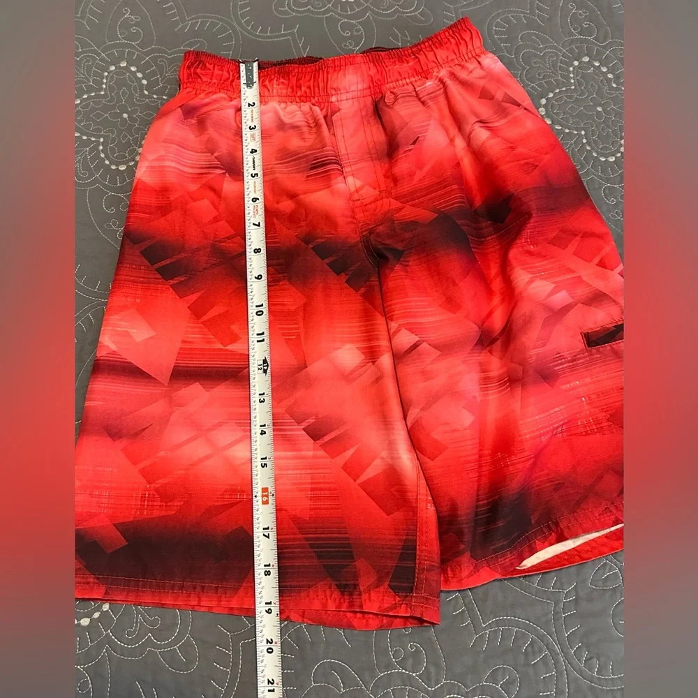 Nike Boys Red/Black Lined Swim Trunks Size Large
